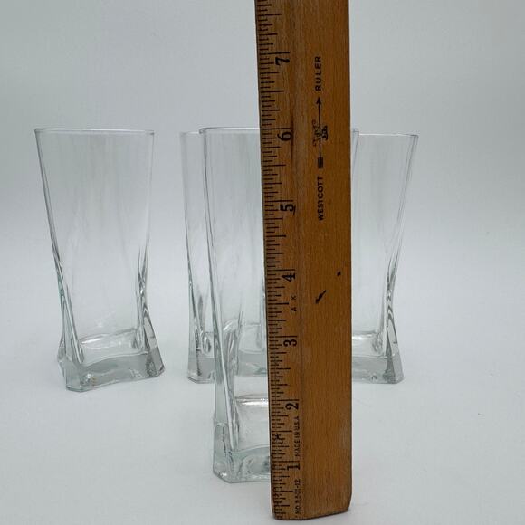 Vintage Tumblers Glasses Square Bottom with a Twist Glassware Set of 4 - Picture 6 of 8